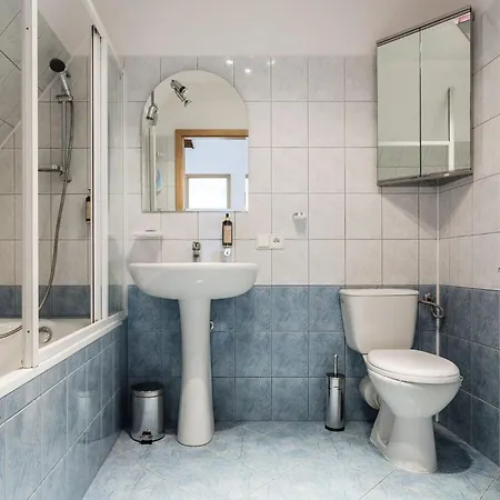Rent Like Home - Kasprowicza